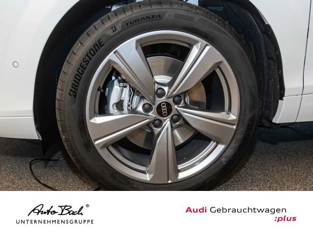 Audi Q3 S-Line S-Tronic