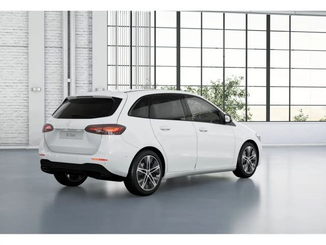 Mercedes-Benz B 180 Sedan