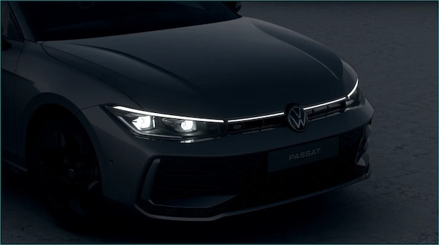 Volkswagen Passat TDI AHK BlackStyle Nav HUD 360° ASG