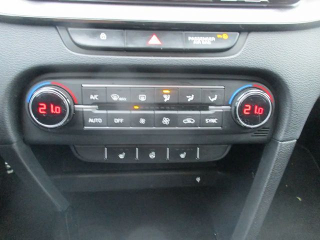 Kia XCeed Black Xdition / Automatik / Klima . . .