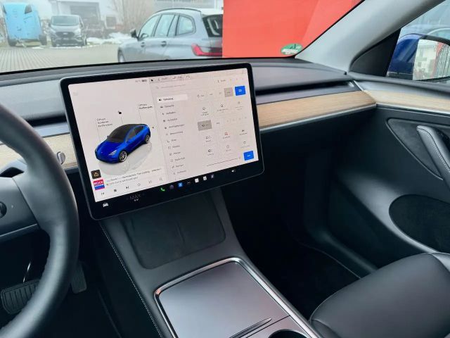 Tesla Model Y AWD Long Range