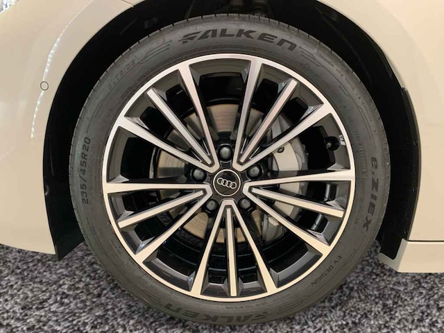 Audi A6 e-tron Avant Quattro