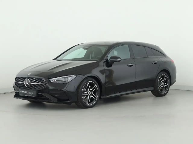 Mercedes-Benz CLA 200 Shooting Brake