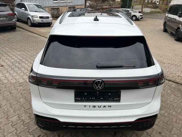 Volkswagen Tiguan 2.0 TSI 4Motion R-Line