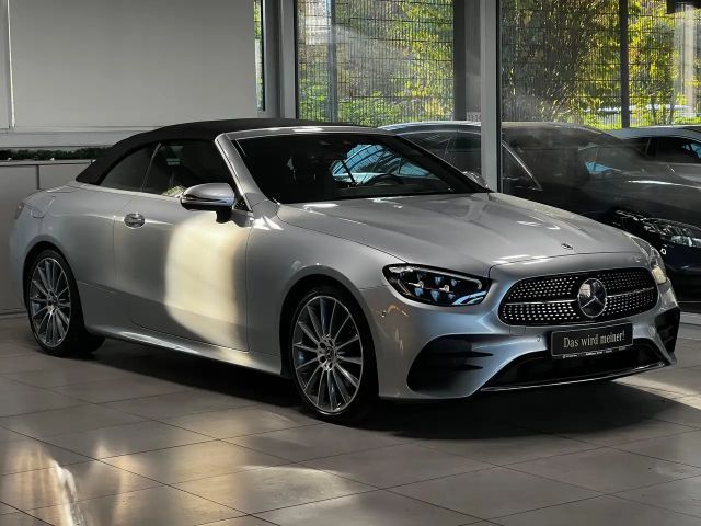 Mercedes-Benz E 200 AMG Line Cabriolet