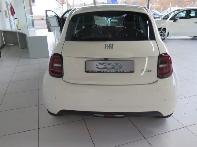 Fiat 500e RED