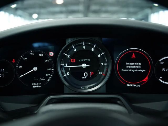 Porsche 911 Carrera Coupé GTS