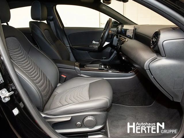 Mercedes-Benz A 180 A180 Lim.+ADVANCED+LED+R-KAMERA+MBUX-NAVI+DAB+