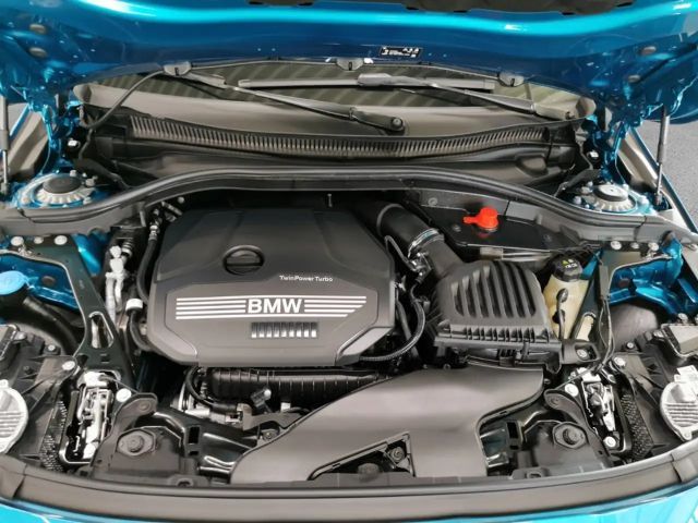 BMW 118 118i Sedan Sport Line