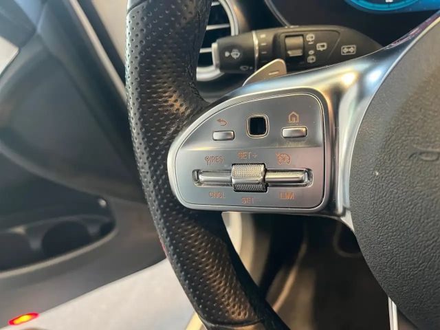 Mercedes-Benz GLC 300 4MATIC AMG Line