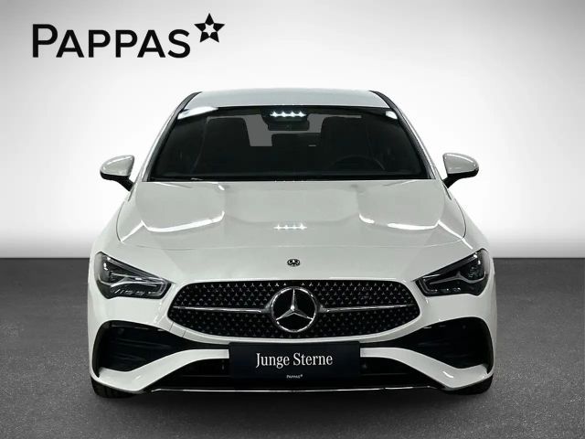Mercedes-Benz CLA 180 AMG Line Coupé