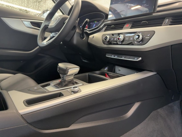 Audi A4 35 TFSI Avant S-Tronic