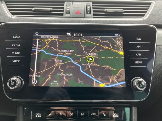 Skoda Superb 2.0 TDI Combi