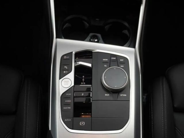 BMW 320 320e Touring