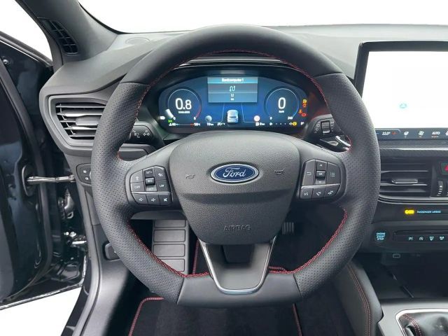 Ford Focus EcoBoost ST Line