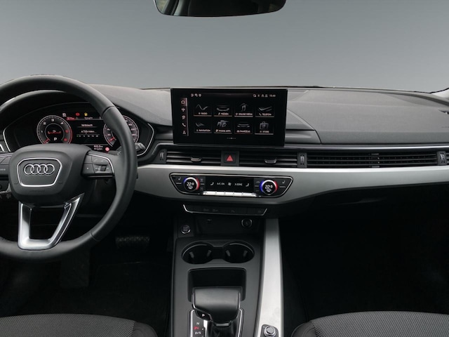 Audi A4 30 TDI Avant S-Tronic