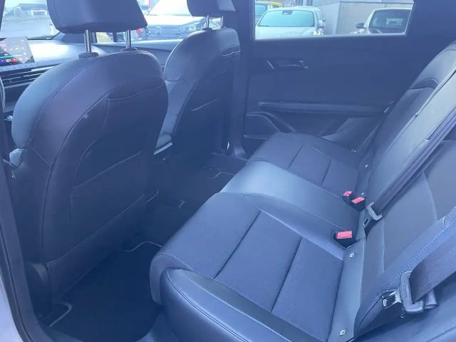 MG MG4 51 kWh 64 kWh EV Luxury