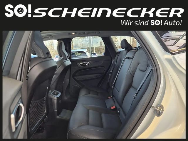 Volvo XC60 AWD Dark Plus T6