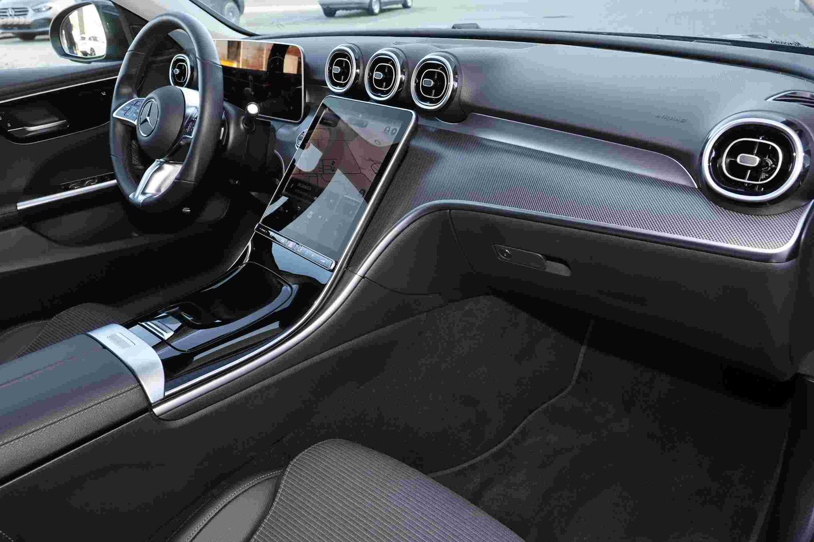 Mercedes-Benz C 180 AVANTGARDE Estate