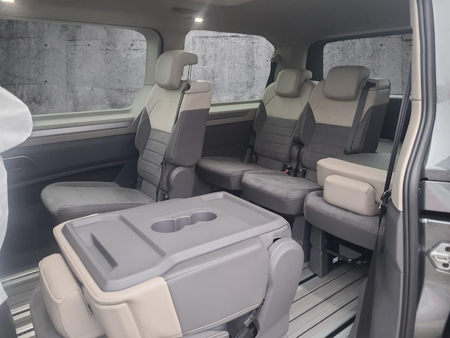 Volkswagen Multivan 2.0 TDI Life