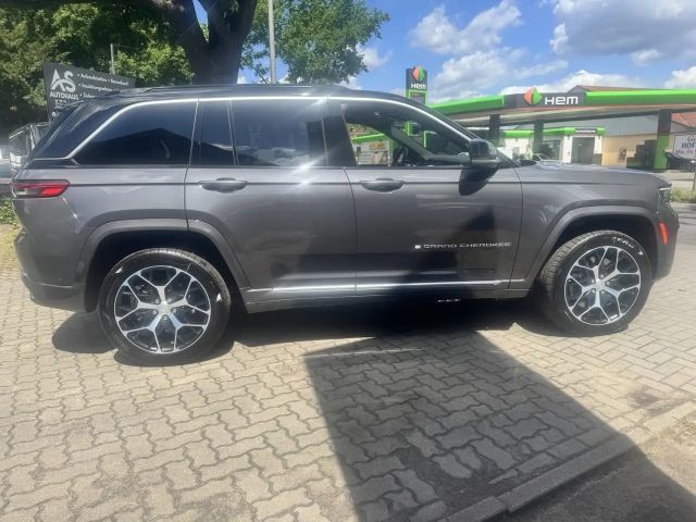 Jeep Grand Cherokee Hybrid Summit
