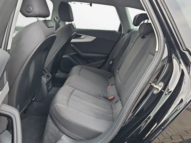 Audi A4 40 TDI Avant S-Tronic
