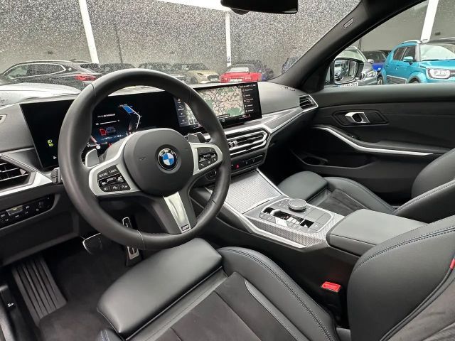 BMW 320 320d M-Sport Sedan xDrive
