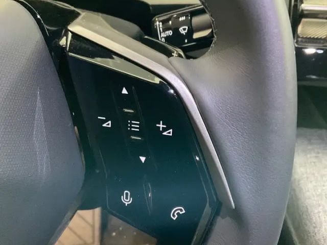 Peugeot E-3008 Allure Pack