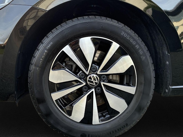 Volkswagen Touran 1.5 TSI