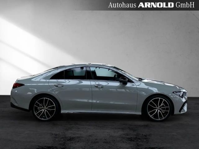 Mercedes-Benz CLA 220 AMG Line CLA 220 d Coupé