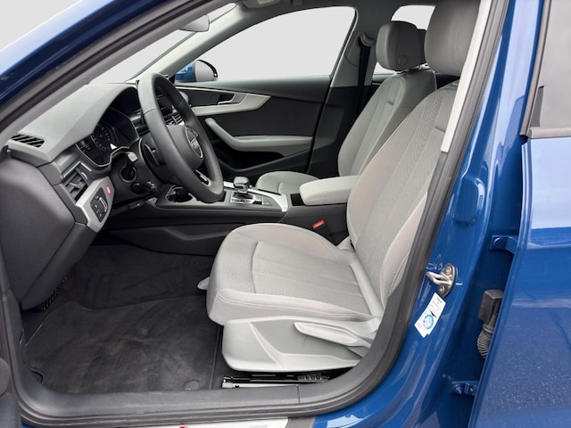Audi A4 35 TFSI Avant S-Line S-Tronic