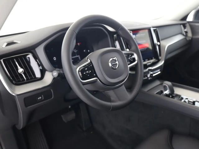 Volvo XC60 AWD Dark Plus