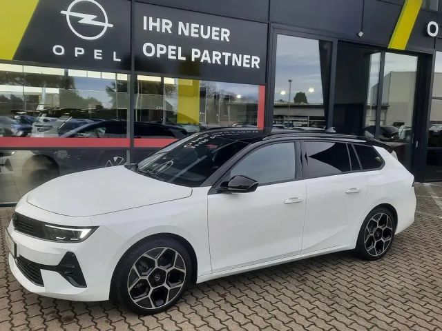 Opel Astra Sports Tourer Ultimate