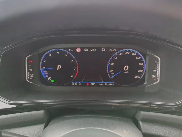 Volkswagen T-Roc 1.5 TSI DSG R-Line