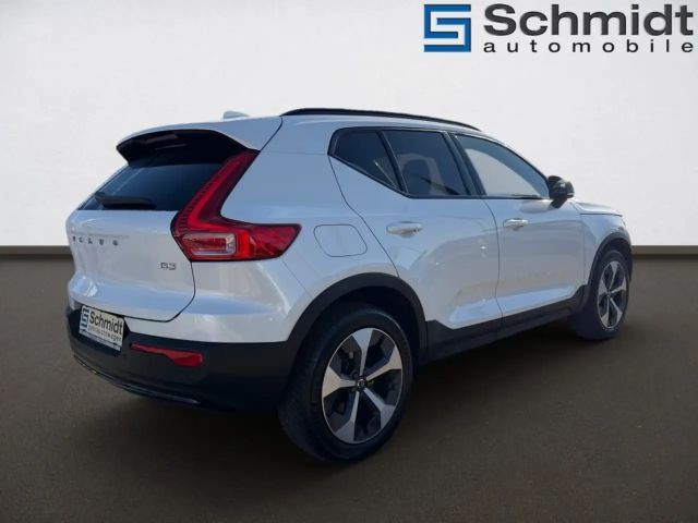 Volvo XC40 Dark Plus