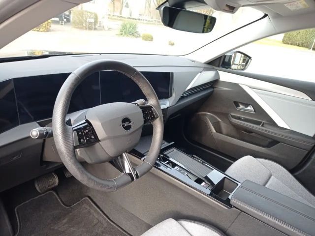 Opel Astra 1.2 Turbo Elegance Turbo