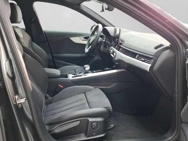 Audi A4 40 TFSI Avant Quattro S-Line S-Tronic