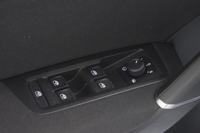 Volkswagen Touran DSG R-Line