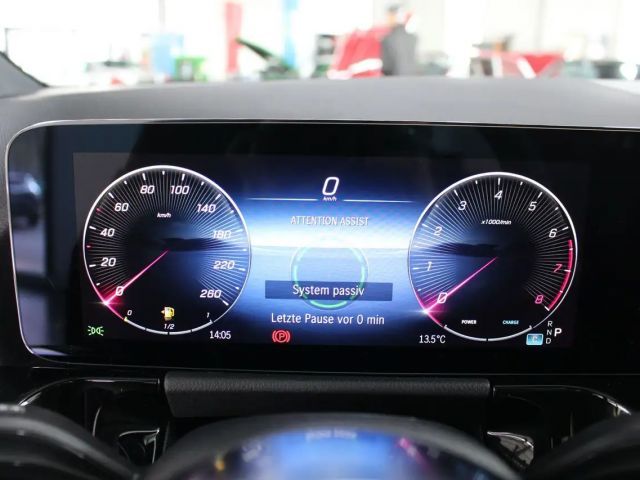 Mercedes-Benz GLA 200 Progressive