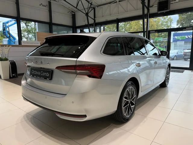 Skoda Octavia Combi Tour