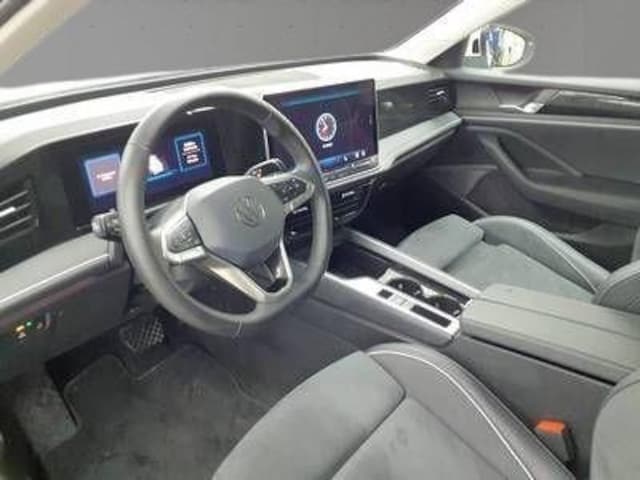 Volkswagen Passat 1.5 eTSI Business DSG
