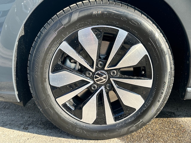 Volkswagen Golf DSG Variant