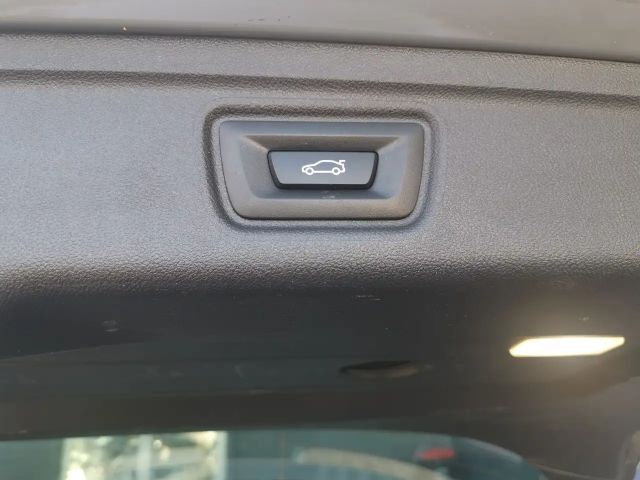 BMW 320 320e Sport Line xDrive