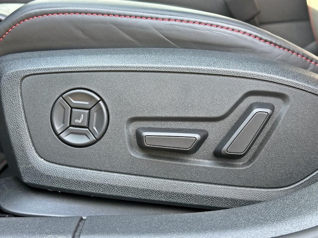 Audi RS3 Quattro S-Tronic Sedan