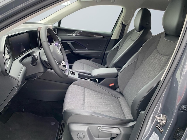 Volkswagen Tiguan 1.5l eTSI ACC PDC NAVI KAM SHZ