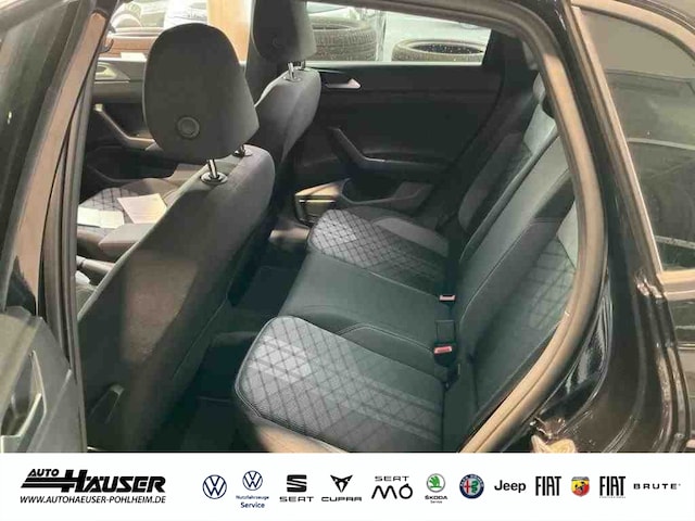 Volkswagen Polo 1.0 TSI DSG R-Line