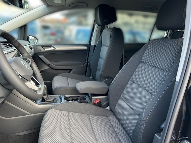 Volkswagen Touran 1.5 TSI DSG