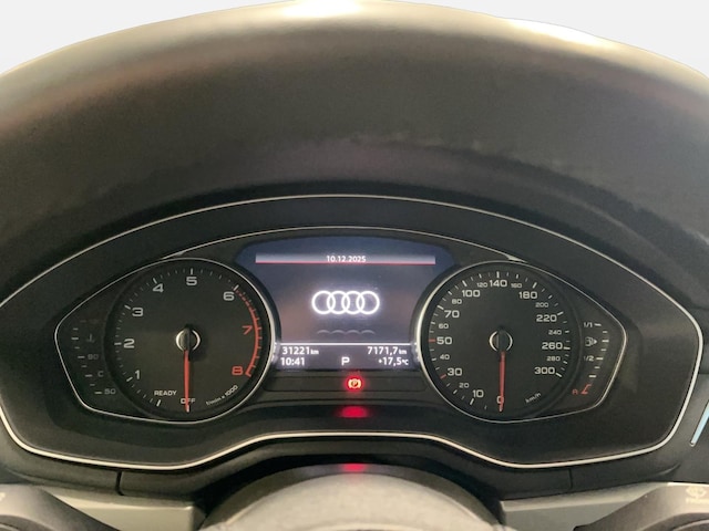 Audi A4 40 TFSI Avant S-Tronic