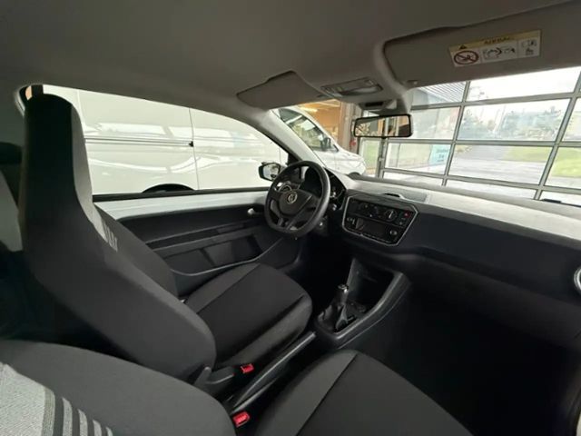 Volkswagen up! Move Move up!