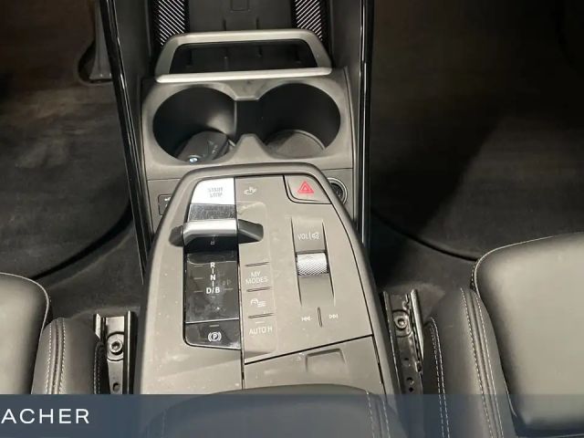 BMW X1 IX1 A XDRIVE30 LCPro HUD 360 SHZ AdaptLED 17" LM